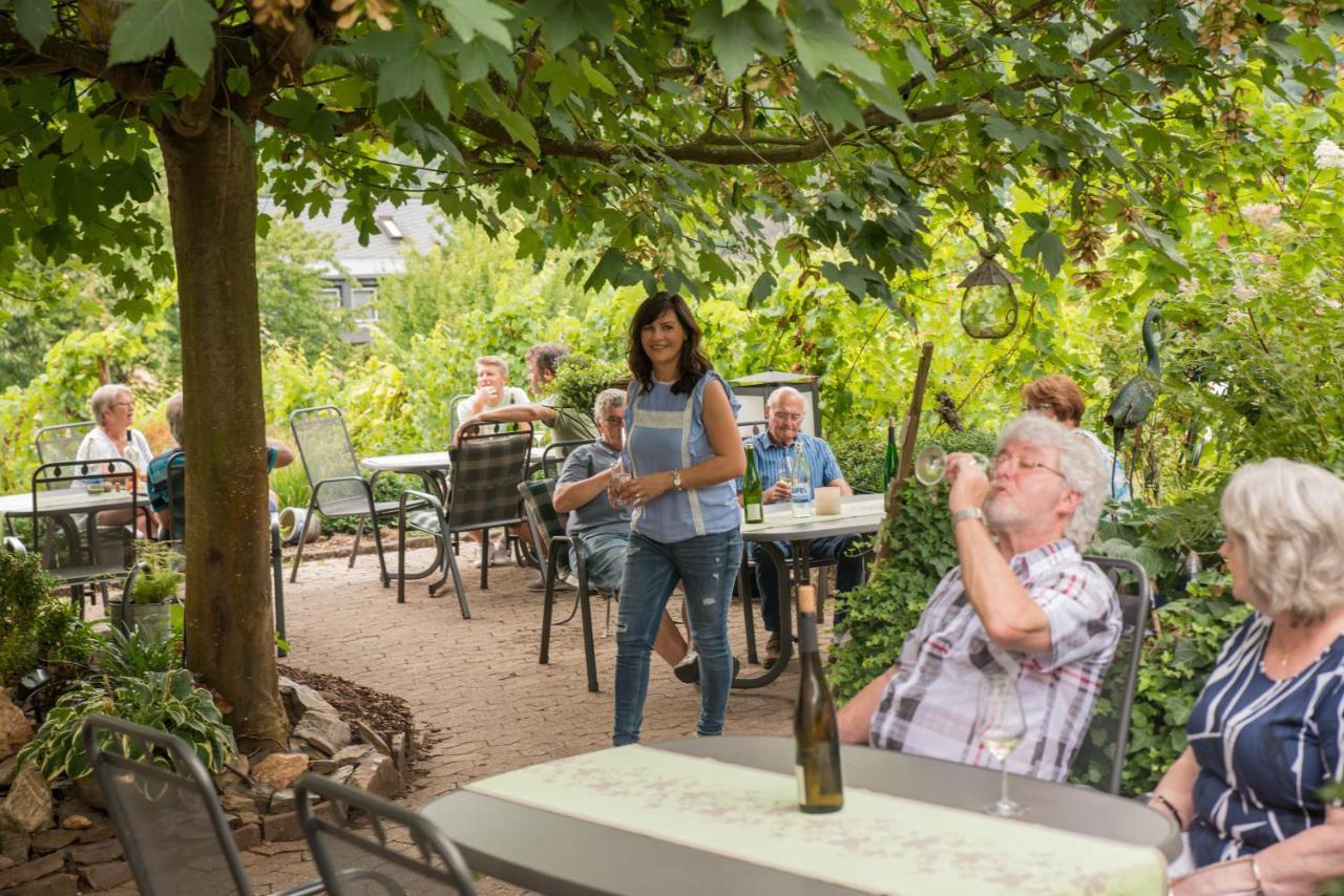 Weingut Erich Serwazi Mesenich Exterior photo